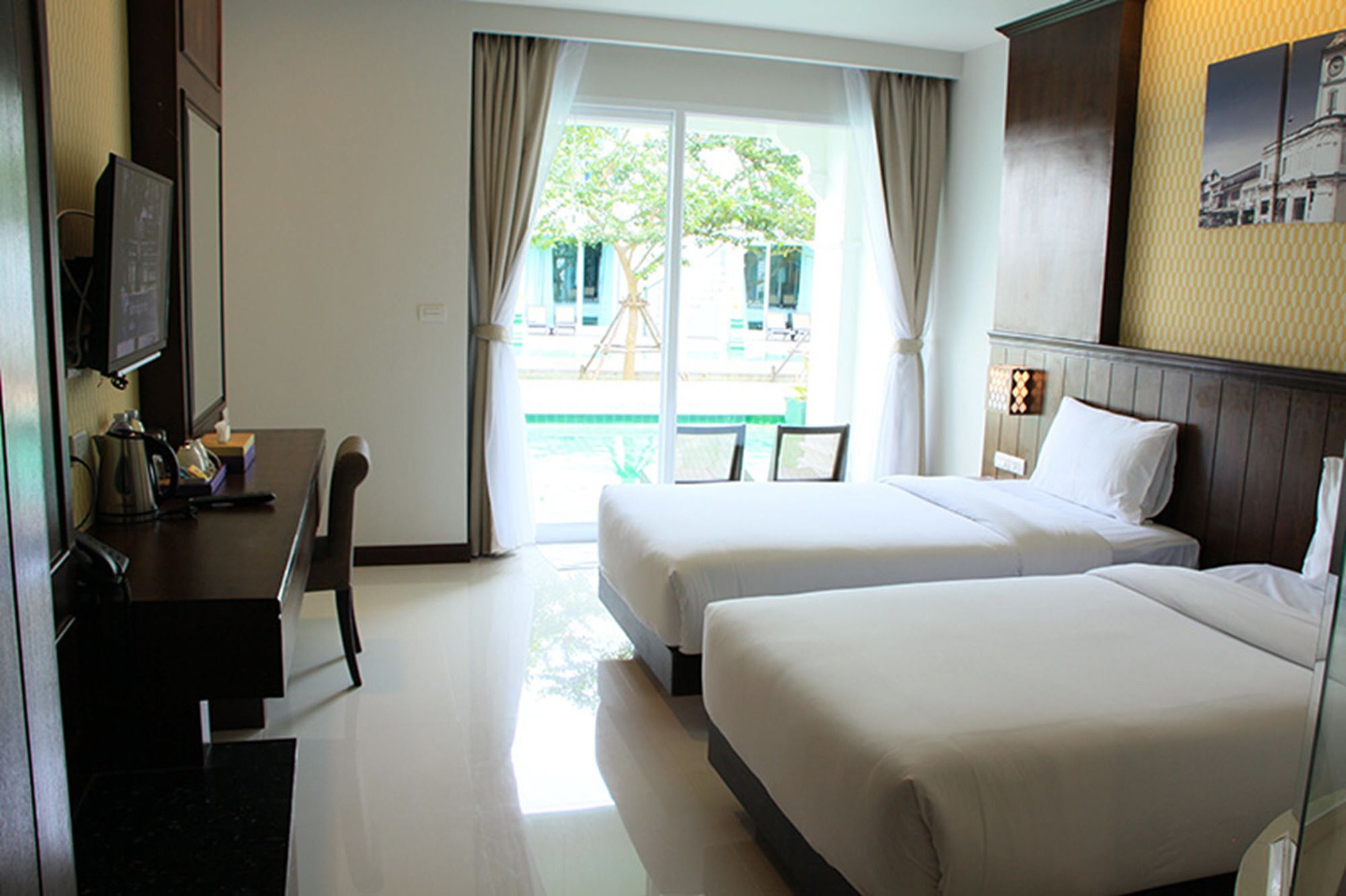 Supicha Pool Access Hotel - Sha Plus Phuket Buitenkant foto