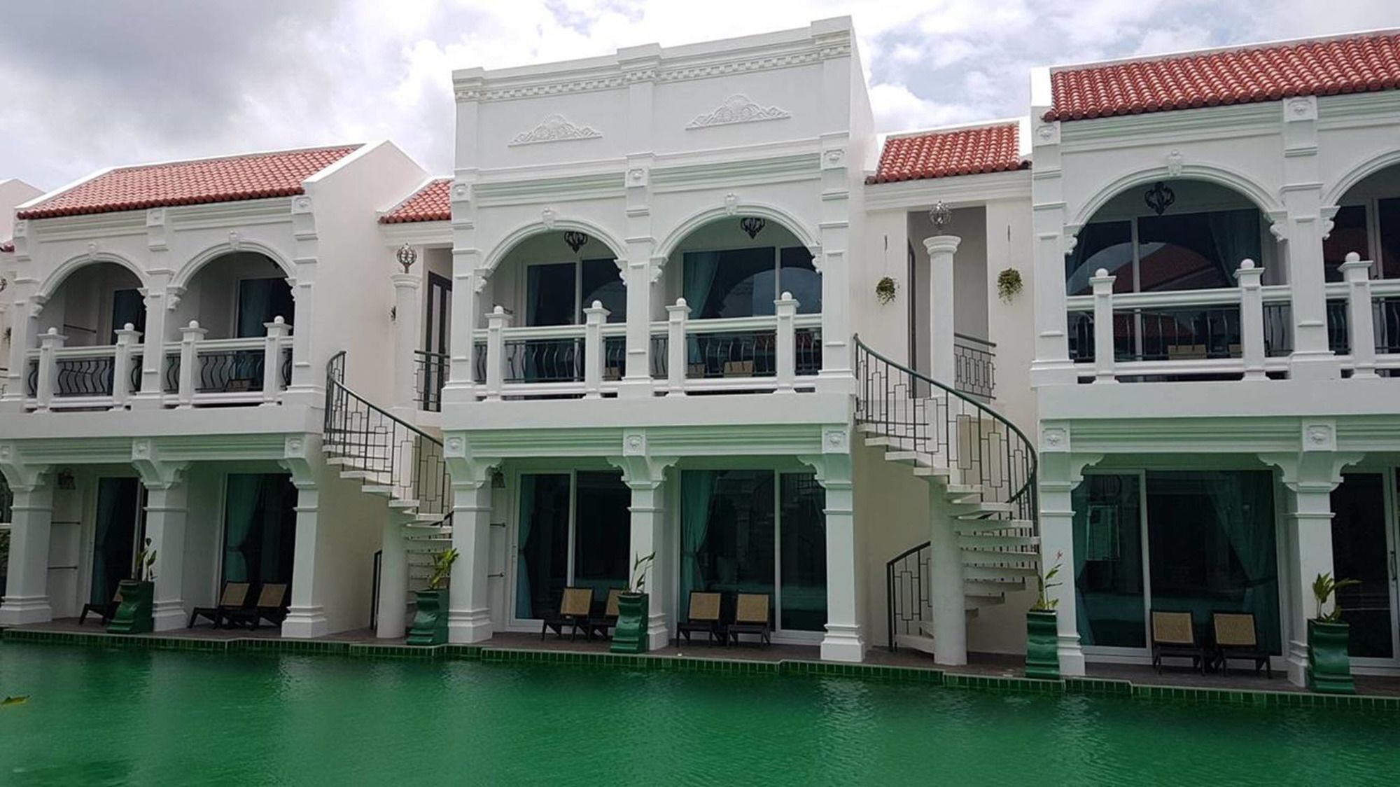 Supicha Pool Access Hotel - Sha Plus Phuket Buitenkant foto